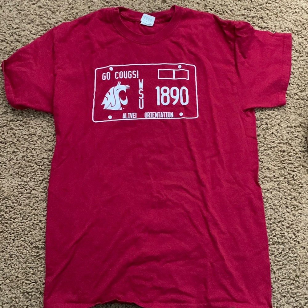 WSU (Washington state university) T-Shirt.